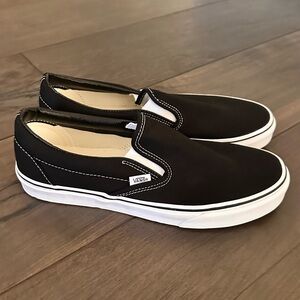 Brand New Classic Slip on VANS